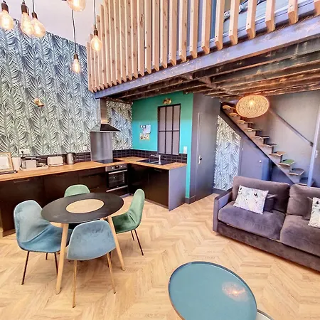 Jungle Apartment